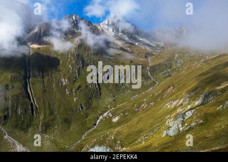 Vallée alpine de Timmeltal. Sommet de Zopetspitze. Alpes autrichiennes. Europe. Banque D'Images