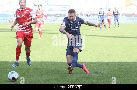 Firo: 02/27/2021 Soccer: Soccer: 2ème saison Bundesliga 2020/21 VfL Bochum - Wurzburg, Kickers Wurzburg, Wuerzburg Danny Blum, pousses, que, objectif, à, 2: 0 | utilisation dans le monde entier Banque D'Images