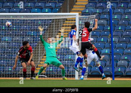 Blackburn, Royaume-Uni. 27 février 2021. LE BUT Matthew James #24 de Coventry City a obtenu 1-1 points à Blackburn, Royaume-Uni, le 2/27/2021. (Photo de Conor Molloy/News Images/Sipa USA) crédit: SIPA USA/Alay Live News Banque D'Images