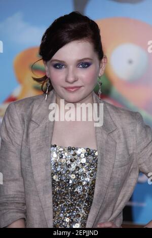 Westwood, États-Unis d'Amérique. 14 février 2011. WESTWOOD, CA - FÉVRIER 14: Abigail Breslin à la première de 'Rango' à Los Angeles tenue au Regency Village Theatre le 14 février 2011 à Westwood, Californie personnes: Abigail Breslin crédit: Storms Media Group/Alamy Live News Banque D'Images