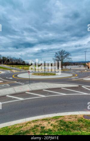 Vue verticale d'un rond-point ou d'un rond-point. Banque D'Images