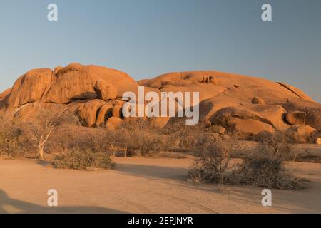 Spitzkoppe, montagnes et formations rocheuses, Erongo, Namibie, Afrique Banque D'Images