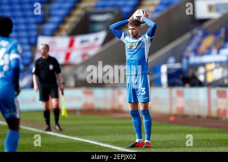 BOLTON, ANGLETERRE, 27 FÉVRIER Barrows Patrick Brough est à l'honneur lors du match de la Sky Bet League 2 entre Bolton Wanderers et Barrow au Reebok Stadium, à Bolton, le samedi 27 février 2021. (Credit: Chris Donnelly | MI News) Credit: MI News & Sport /Alay Live News Banque D'Images