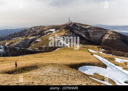 Le sommet du mont Nerone, pic des Apennines dans la province de Pesaro-Urbino (Marche, Italie) Banque D'Images