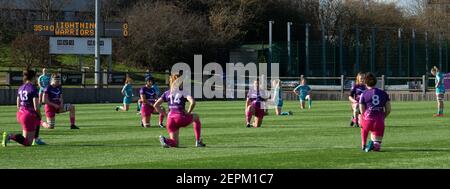 Loughborough, Royaume-Uni. 27 février 2021. Les joueurs prennent le pied avant le match de l'Allianz Premier 15s entre Loughborough Lightning et Worcester Warriors Women au stade universitaire de Loughborough à Loughborough, Angleterre Credit: SPP Sport Press photo. /Alamy Live News Banque D'Images