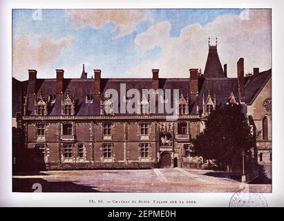 Vue sur la cour intérieure du Château de Blois sur la Loire en France. Impression Photochrome publiée c1890 par Sanard et Derangeon, Paris. Banque D'Images