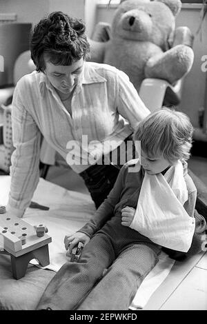 Hôpital Ward Cardiff pour enfants Banque D'Images