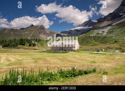 Hospice sur le col du Simplon Banque D'Images