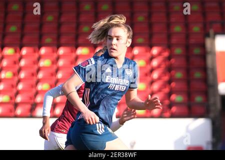 Walsall, Royaume-Uni. 28 février 2021. Jill Roord (#14 Arsenal) en action (gros plan) pendant le match de Super League de FA Womens entre Aston Villa et Arsenal au stade Banks de Walsall, en Angleterre. Crédit: SPP Sport presse photo. /Alamy Live News Banque D'Images