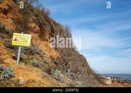 Danger rockfles signe Bawdsey Ferry Suffolk Angleterre Banque D'Images