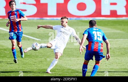 Pablo Maffeo de SD Huesca pendant le championnat d'Espagne la Ligue football match entre SD Eibar SAD et SD Huesca le 27 février 2021 au stade d'Ipurua à Eibar, Espagne - photo Inigo Larreina / Espagne DPPI / DPPI / LiveMedia Banque D'Images