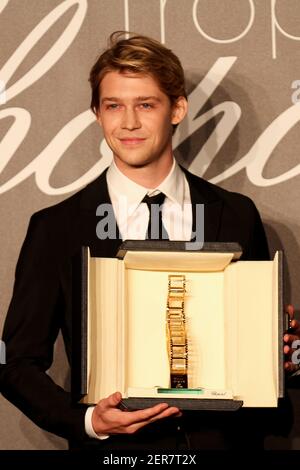 Joe Alwyn assiste au Trophee Chopard lors du Festival de Cannes