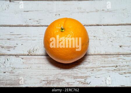 Orange est un hybride entre le pomelo (Citrus maxima) et le mandarin (Réticulata aux agrumes) Banque D'Images