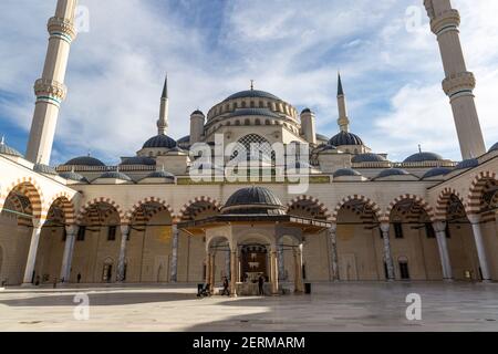 Mosquée Camlıca à Istanbul. Turquie. Banque D'Images
