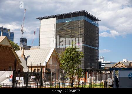 Arthur Phillip High Rise secondaire école dans le centre-ville de Parramatta, l'école a ouvert en 2020 et est de douze étages de haut, Sydney, Australie Banque D'Images