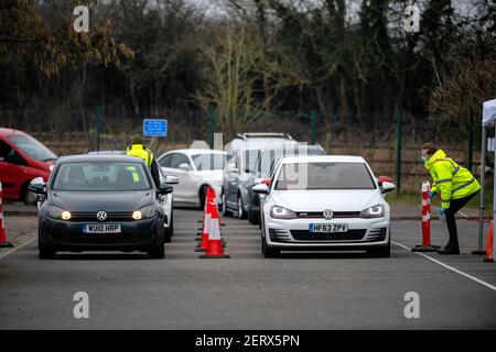 Un programme de tests de pompage dans plusieurs codes postaux de Bristol et South Gloucestershire pour essayer de tracer une variante brésilienne de Covid-19. Banque D'Images