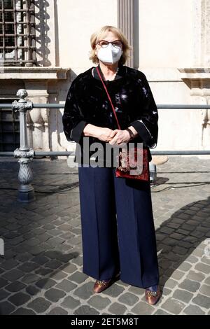 Rome, Italie. 1er mars 2021. Undesecretary of the Economy Alessandra Sartore arrive au Palazzo Chigi pour la cérémonie d'assermentation des vice-ministres et des représentants du nouveau gouvernement. Rome (Italie), 1er mars 2021 photo Samantha Zucchi Insidefoto crédit: Insidefoto srl/Alay Live News Banque D'Images