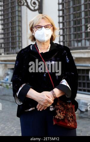 Rome, Italie. 1er mars 2021. Undesecretary of the Economy Alessandra Sartore arrive au Palazzo Chigi pour la cérémonie d'assermentation des vice-ministres et des représentants du nouveau gouvernement. Rome (Italie), 1er mars 2021 photo Samantha Zucchi Insidefoto crédit: Insidefoto srl/Alay Live News Banque D'Images