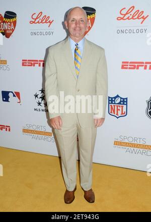 12 juillet 2016, Los Angeles, Californie, États-Unis : Scott Hamilton assiste au deuxième Prix annuel de l'humanitaire sportive de l'année présenté par ESPN. (Image crédit : © Billy Bennight/ZUMA Wire) Banque D'Images