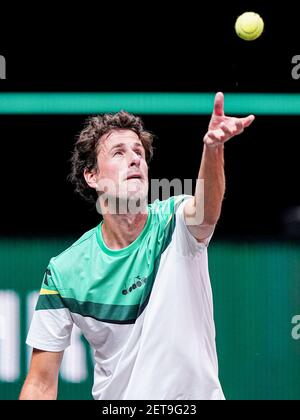 Rotterdam, pays-Bas. 1er mars 2021. ROTTERDAM, PAYS-BAS - 1ER MARS : Robin Haase des pays-Bas lors du 48e tournoi de tennis mondial ABN AMRO à Rotterdam Ahoy le 1er mars 2021 à Rotterdam, pays-Bas (photo de Henk Seppen/Orange Pictures) crédit : Orange pics BV/Alay Live News Banque D'Images