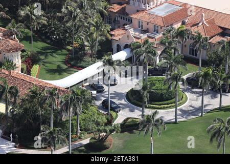 Palm Beach, Floride, États-Unis. 1er mars 2021. Vue aérienne du Club Mar-A-Lago à Palm Beach, Floride, le 1er mars 2021. Crédit : Mpi34/Media Punch/Alamy Live News Banque D'Images