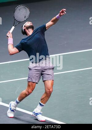 ROTTERDAM, PAYS-BAS - 1ER MARS : Nikoloz Basilashvili, de Géorgie, lors du 48e tournoi de tennis mondial ABN AMRO à Rotterdam Ahoy, le 1er mars 20 Banque D'Images