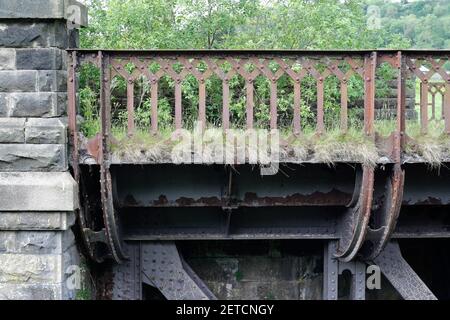 Le viaduc ferroviaire de Millers Dale a été désarroi. Derbyshire Angleterre Banque D'Images