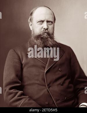 Othniel Charles Marsh (1831-1899), professeur américain de paléontologie au Yale College et président de la National Academy of Sciences. Marsh, qui a découvert 80 nouvelles espèces de dinosaures, a concouru avec Edward Drinker Cope, un paléontologue des années 1870 aux années 1890, dans une période d'expéditions frénétiques de chasse aux fossiles en Amérique de l'Ouest, connues sous le nom de « Bone Wars ». Banque D'Images
