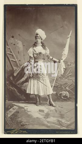 Photo, Mme Peter Cooper Hewitt dans Masqurade Costume, ca. 1885 Banque D'Images