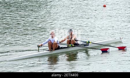 Linz, Autriche, samedi 24 août 2019, Championnat du monde d'aviron FISA, Regatta, Etats-Unis PR3 Mix2x, Bow Joshuaand BOISSONELANAU, Pearl OUTLAW, [Crédit obligatoire; Peter SPURRIER/Intersport Images] 16:30:33, samedi Banque D'Images