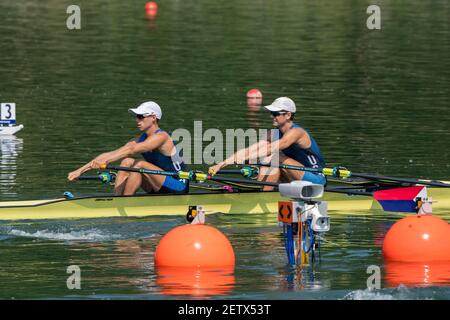 Linz, Autriche, lundi 26 août 2019, Championnat du monde d'aviron FISA, Regatta, USA LM2X, Bow Nicholas TROJAN, Andrew CAMPBELL Jr, S'éloigner, du ponton de départ, dans leur chaleur, [crédit obligatoire; Peter SPURRIER/Intersport Images] 12:27:02 26.08.19 Banque D'Images