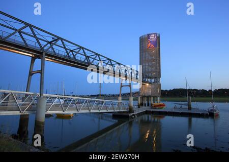 France, Morbihan (56), Lorient, Cité de la voile Éric Tabarly, conçue par l'architecture Jacques Ferrier Banque D'Images