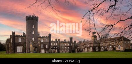 Swinton Park Hotel, Yorkshire. château du xviie siècle entouré d'un parc Banque D'Images