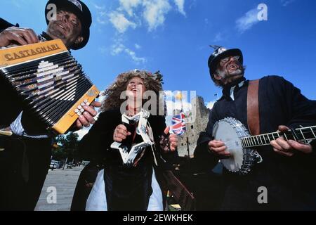 Musiciens au Rochester Sweeps Festival. Kent. Angleterre, Royaume-Uni Banque D'Images