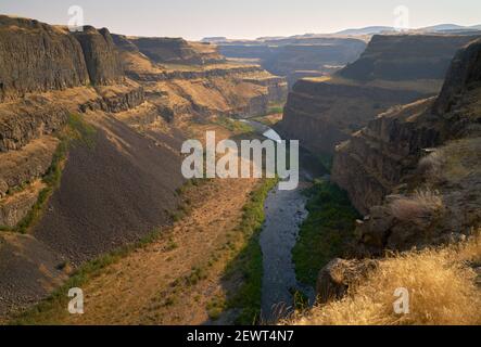 Palouse River État de Washington États-Unis. La rivière Palouse dans le parc national de Palouse Falls, Washington, États-Unis. Banque D'Images