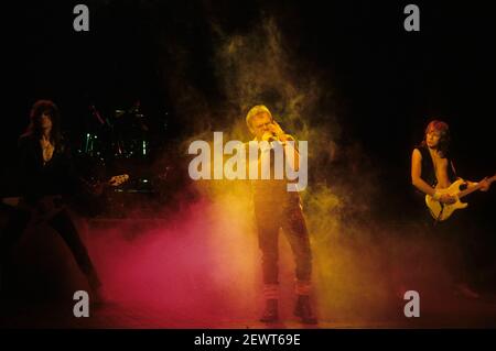 Herman Frank, Udo Dirkschneider et Wolf Hoffman d'accepter vivre au Hammerswithh Odeon. Londres, le 29 janvier 1984 | utilisation dans le monde entier Banque D'Images