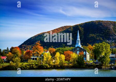 Mont-Saint-Hilaire Québec, Canada en automne Banque D'Images