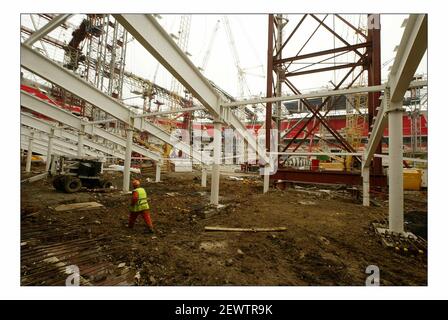 Le stade New Wembley sous le constructeur David Sandison 14/10/2005 Banque D'Images