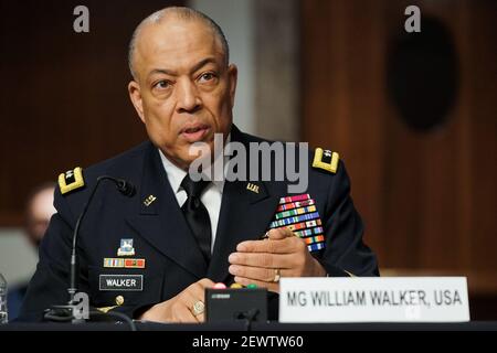 Washington, États-Unis. 03ème mars 2021. Le major général de l'armée William Walker, commandant général de la Garde nationale du District de Columbia, répond aux questions lors d'une audience du Sénat sur la sécurité intérieure et les affaires gouvernementales/règles et administration pour examiner l'attaque du 6 janvier 2021 contre le Capitole des États-Unis le mercredi 3 mars 2021 à Washington, DC. Photo de piscine par Greg Nash/UPI crédit: UPI/Alay Live News Banque D'Images