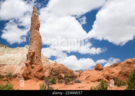 Ballerina Spire, une formation de roche en forme de tuyau de sable dans le parc national de Kodachrome Basin, Utah, États-Unis Banque D'Images