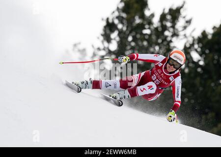 Val di Fassa, Italie 27 février 2021: SCHNEEBERGER Rosina (AUT) en compétition dans la coupe DU MONDE DE SKI AUDI FIS 2020/21 Femme descente sur la Volata Cour Banque D'Images