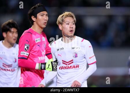 Stade Kawasaki Todoroki, Kanagawa, Japon. 3 mars 2021. (G-D) Kim Jin Hyeon, Ayumu Seko (Cerezo), 3 MARS 2021 - football : 2021 match de la Ligue J1 entre Kawasaki Frontale 3-2 Cerezo Osaka au stade Kawasaki Todoroki, Kanagawa, Japon. Crédit: Naoki Nishimura/AFLO SPORT/Alay Live News Banque D'Images