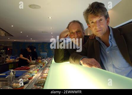 SIMON WOODROFFE ET ROBIN ROWLAND DE YO SUSHI DANS LE BAR ORIGINAL EN POLOGNE ST. 13 mars 2007TOM PILSTON Banque D'Images