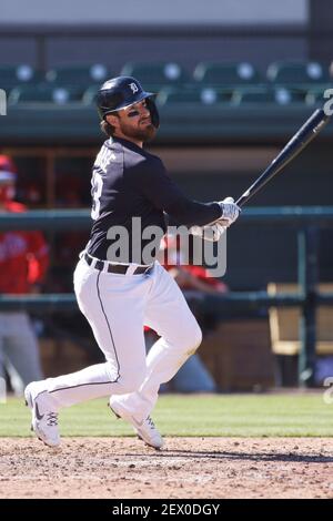 LAKELAND, FL - MARS 3: Eric Haase (13) des Detroit Tigers chauves-souris lors d'un match de baseball de la Grapeloum League contre les Phillies de Philadelphie à Publii Banque D'Images