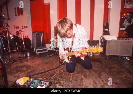 Black Keys au club de 100. Oxford Street, Londres, Angleterre, Royaume-Uni. Banque D'Images