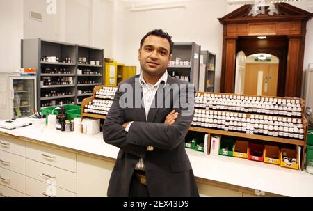 Hôpital homéopathique Royal London... DR. Raj Sharma pic David Sandison Banque D'Images