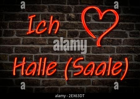 Leuchtreklame, ICH liebe Halle (Saale), Sachsen-Anhalt, Deutschland, Europa | Publicité éclairée, J'aime Halle (Saale), Saxe-Anhalt, Allemagne, E Banque D'Images