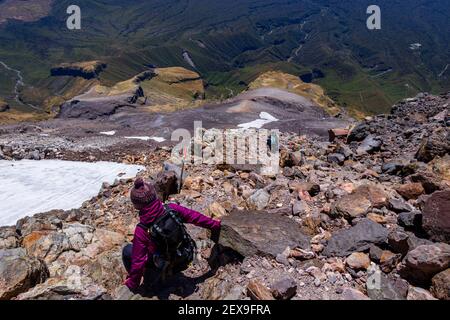 Une ascension au sommet de Taranaki en Nouvelle-Zélande en plein jour Banque D'Images