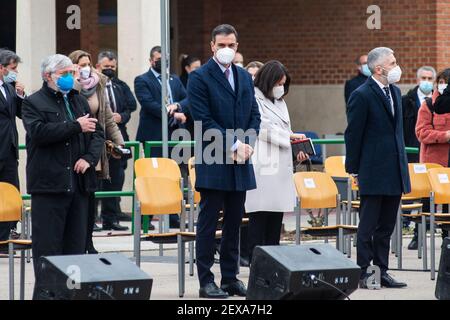 Madrid, Espagne. 04e mars 2021. Le Premier ministre Pedro Sanchez assiste à une cérémonie de destruction des armes saisies dans les opérations de police contre les groupes terroristes de l'ETA et du GRAPO. 1377 armes, appartenant pour la plupart au groupe terroriste ETA, dont 697 pistolets et 274 mitrailleuses, ont été rendues inutilisables par une machine à vapeur. Credit: Marcos del Mazo/Alay Live News Banque D'Images