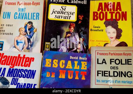 Livres vintage, presse Pocket Editions, France Banque D'Images